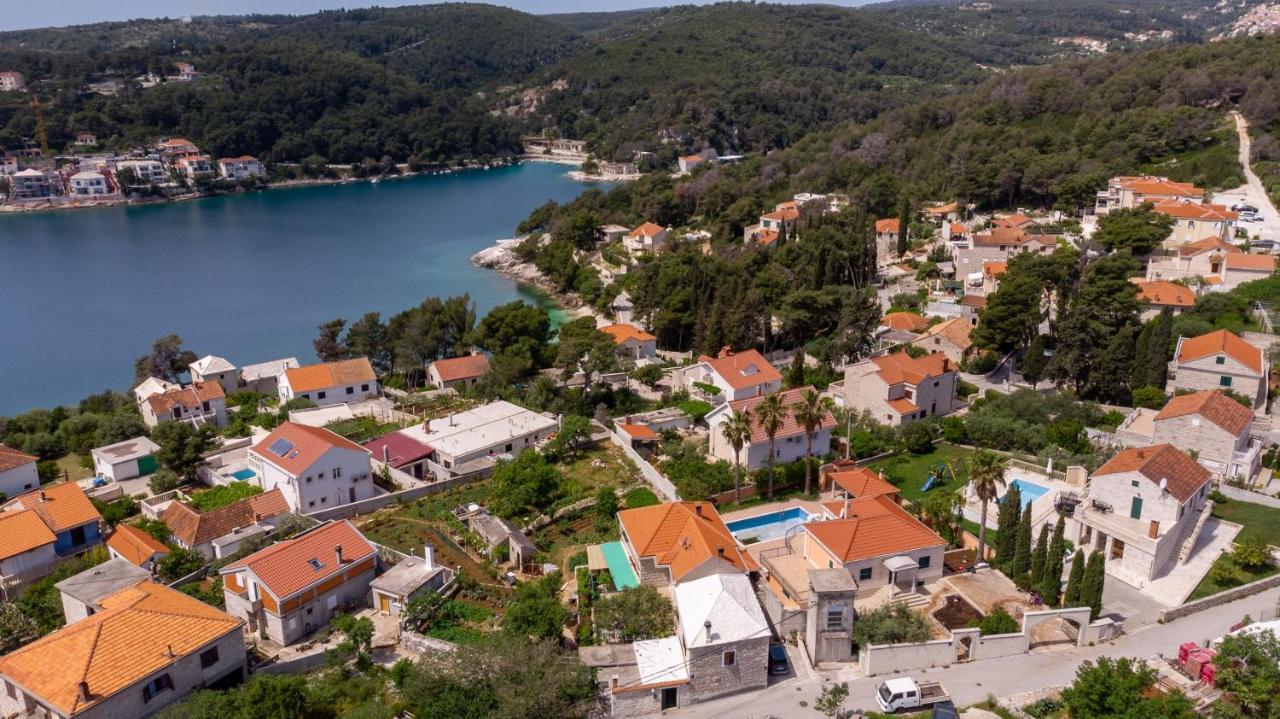 Apartments By The Sea Sumartin, Brac - 764 外观 照片