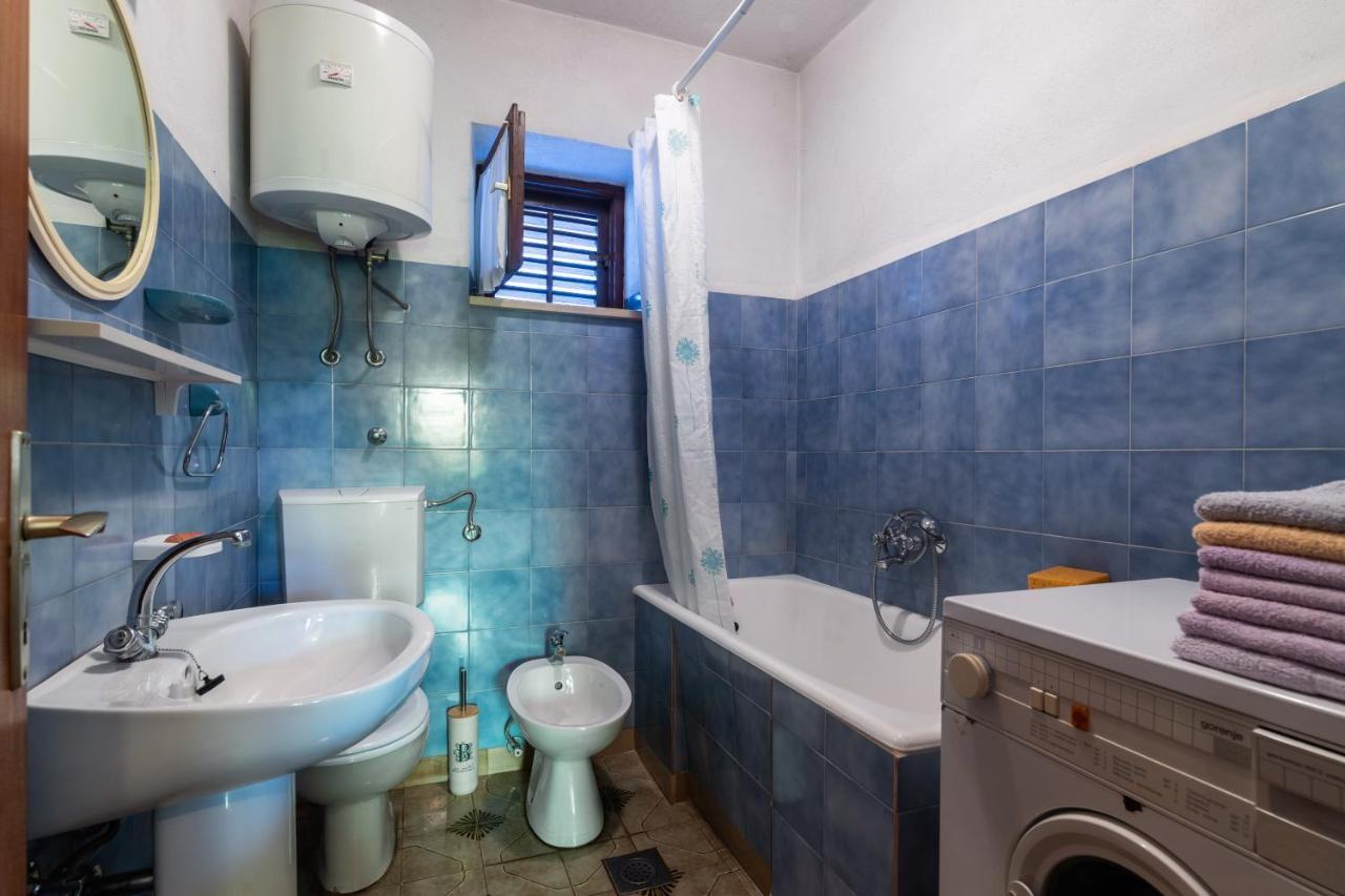 Apartments By The Sea Sumartin, Brac - 764 外观 照片